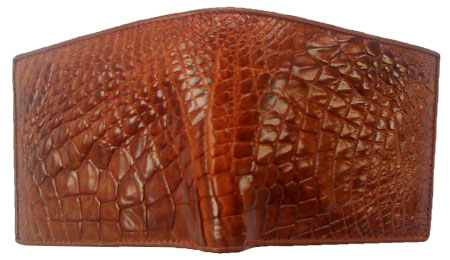 Ví da cá sấu Nam với kiểu dáng và màu sắc đa dạng